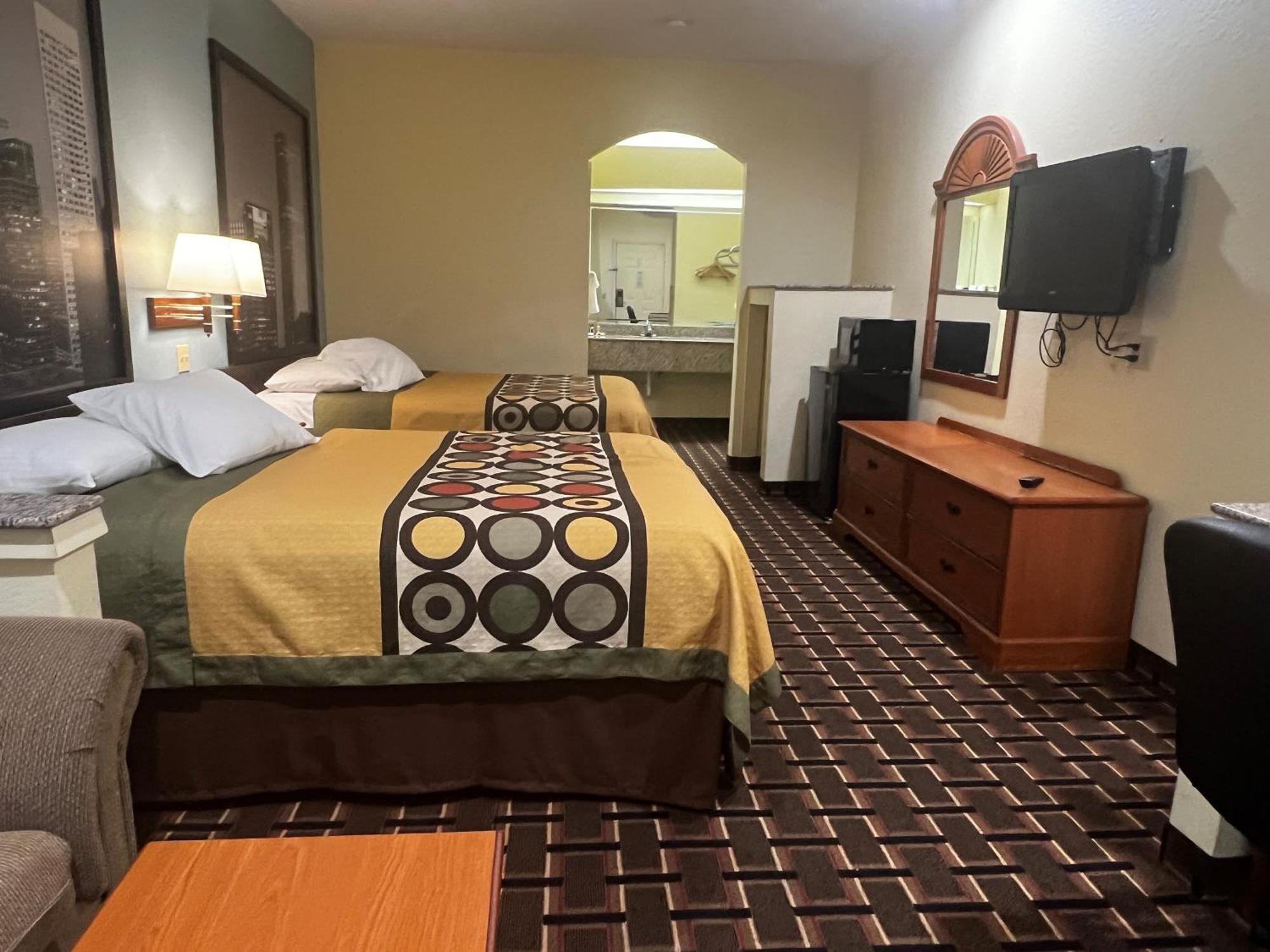 Super 8 By Wyndham Stafford Sugarland Area Hotel Exterior photo